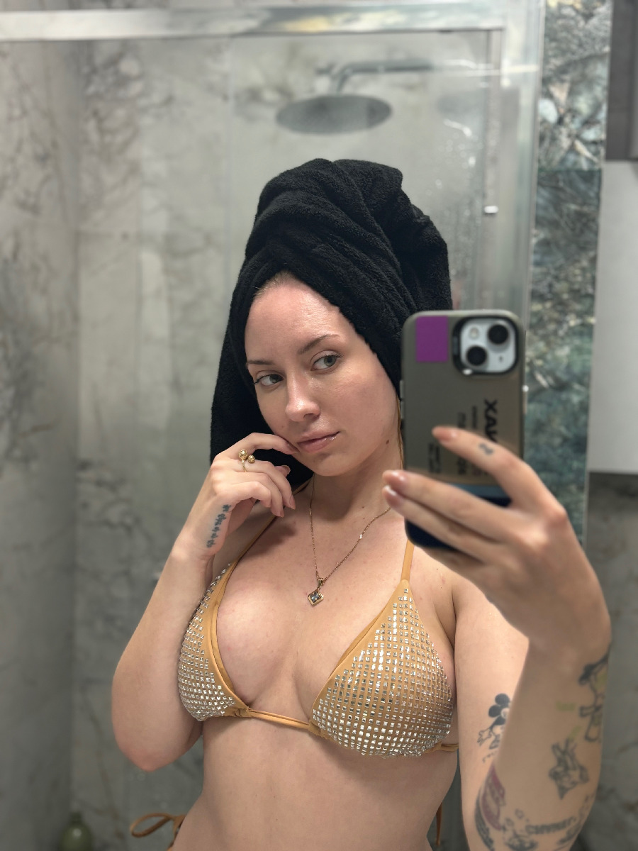 Nude girl KateV in Sydney