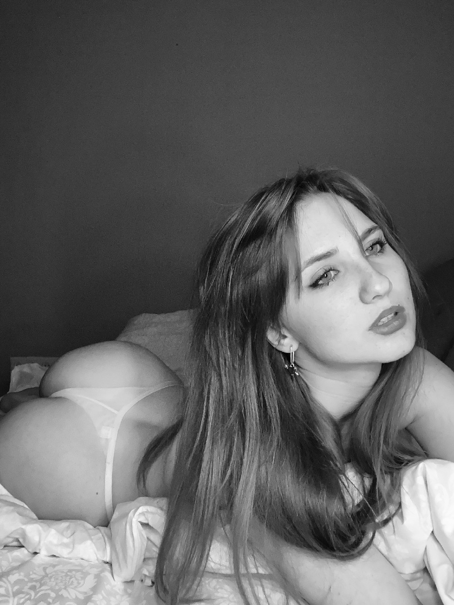 Take a pause and enjoy Nata nude — streaming from Sydney