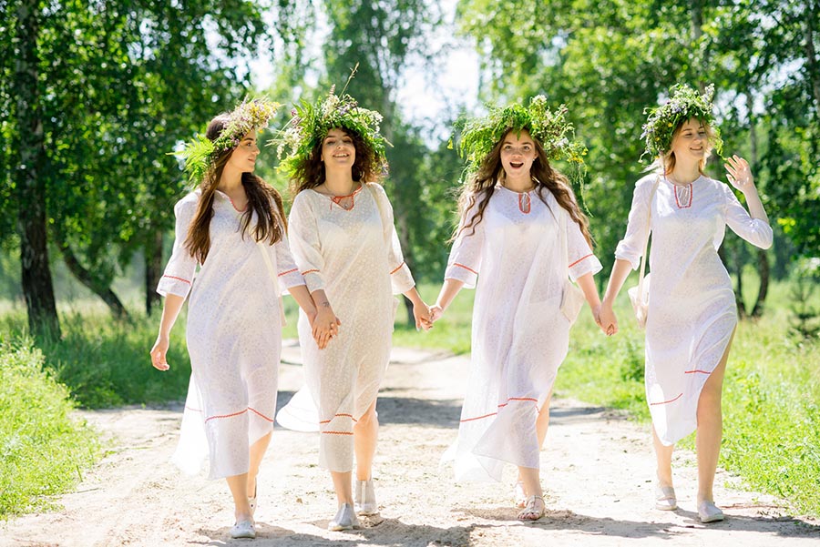 A cozy shot with Slavic girls — straight from Sydney